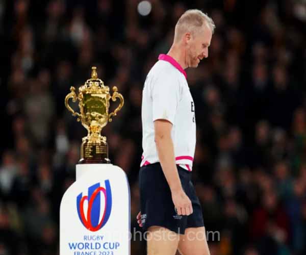 การใช้เจ้าหน้าที่และผู้เล่นในทางที่ผิดใน Rugby World Cup